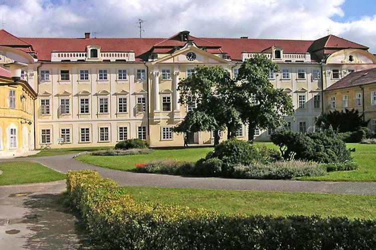 Horní Beřkovice