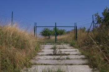 03 - Vjezd do oploceného hradiště Kopaniny (© Ivo Rozehnal 08/2015)