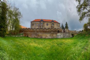 Budyně nad Ohří  (© Emanuel Toman, 04/2015)