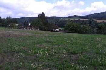 Foto 5 - Pohled k severu. V dáli přes údolí Růžov ( © Ivo Rozehnal 09/2015)