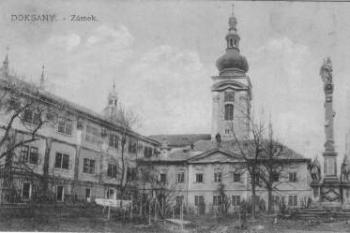 Doksany na historické pohlednici (© anon)
