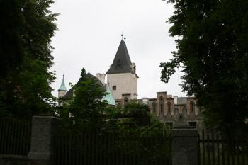 Pohled od silnice (© Veronika Vaňková, 08/2008)
