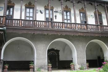 Nádvoří (© Veronika Vaňková, 08/2008)