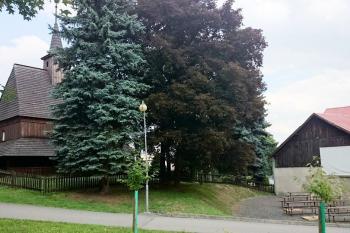 kostel sv. Ondřeje a restaurace 