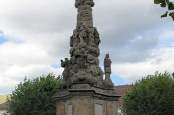 Sousoší Nejsvětější Trojice v Dubé ( © Pavel Vítek 07/2015)