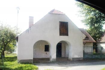 kovárna stará náves Borovany (© Jan Cýrek, 08/2015)