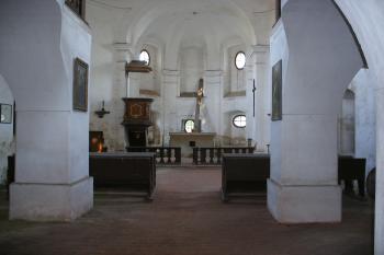 Interiér kostela v Přívěticích (© Jiří Špaček, 08/2015)