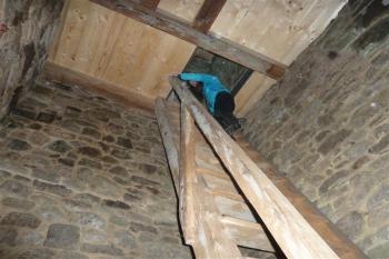 schodiště uvnitř věže ( © Jan Ptáček 05/2012)
