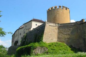 Český Šternberk (2003 ©Puffin Puffin)