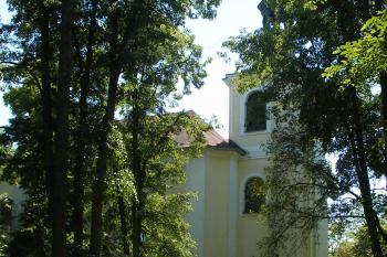 Kostel v Chuchelském háji (© Jiří Špaček, 07/2015)