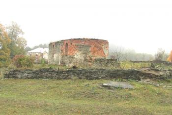 Zřícenina kaple ve Veveří ( © Pavel Vítek 10/2015)