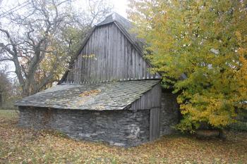 Dům u kostela. ( © Luděk Vláčil 10/2015)