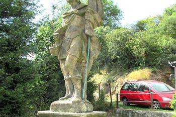 Socha sv. Floriána v Dubé ( © Pavel Vítek 07/2015)