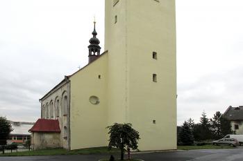 Kostel Narození Panny Marie v Andělské Hoře ( © Pavel Vítek 10/2015)