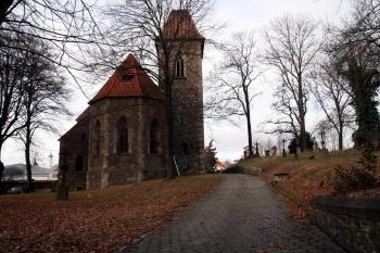 východní průčelí (© Stanislav Drda 12/2012)
