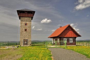 rozhledna U borovice ( © Radovan Smokoň 05/2013)