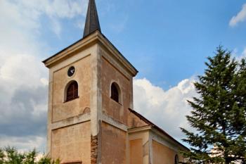 kostel od jihu (© Pavel Zany Komárek 19. 5. 2011)