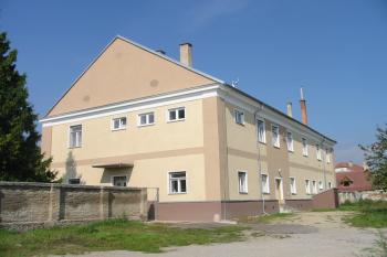 Jv.nároží ( © Dušan Dohňanský 08/2016)