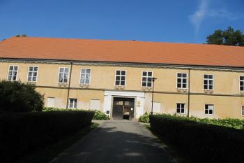 východní průčelí (© D Dohňanský, 09/2018)