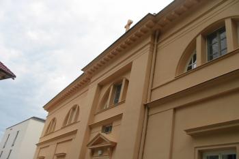 sv.strana zámku s kapli (© D Dohňanský, 07/2018)