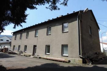 jižní průčelí bývalého arcibiskupského zámečku ( © Jan P. Štěpánek 08/2014)