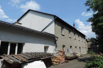 jižní průčelí bývalého arcibiskupského zámečku ( © Jan P. Štěpánek 08/2014)