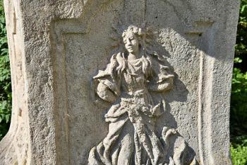 detail reliéfu z podstavce sochy (© Jan P. Štěpánek  04/2024)