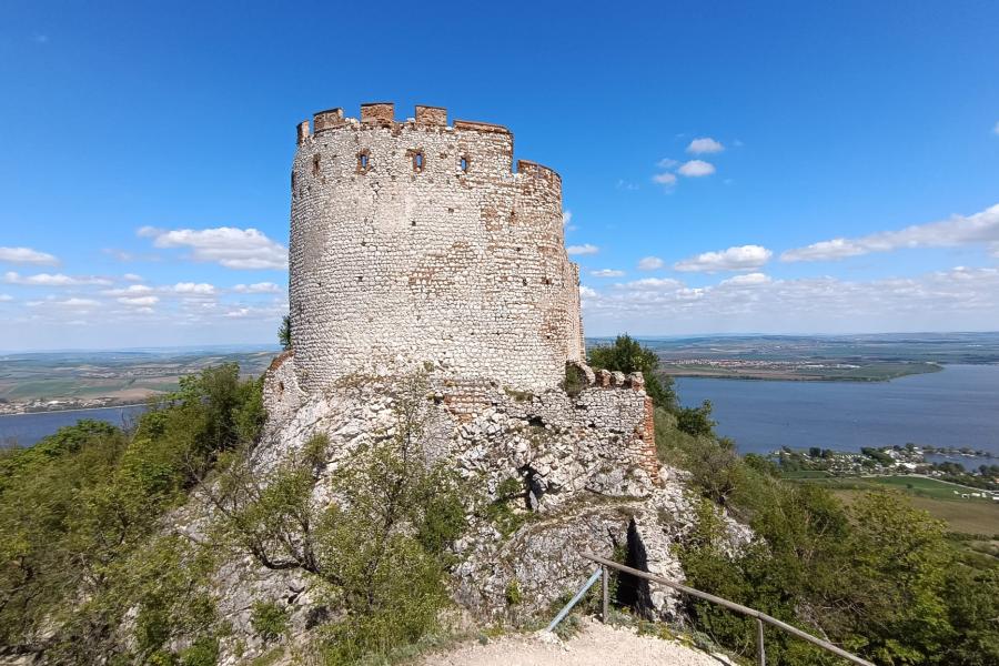 Děvičky