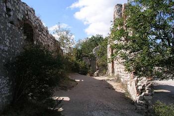 Palác ( © Roman Řezáč 09/2003)