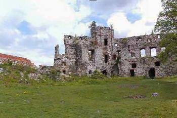 panorama severního a východního křídla ( © Pavel Zany Komárek 9/5/2004)
