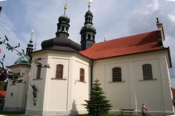 Kostel od severu ( © Ivan Grisa 07/2009)