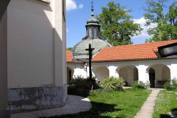  ( © Luděk Pitter 05/2004)