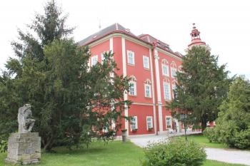 zámek Dětenice (© Vlastislav Mareček, 05/2016)