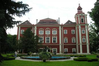 zámek Dětenice (© Vlastislav Mareček, 07/2008)