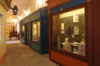 Expozice měst, řemesel a spolků v Mariánské Týnici. (©Václav Podestát, 04/2012)