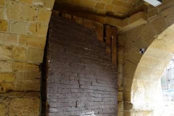 historická vrata Pafoské brány (© Jan P. Štěpánek 03/2016)