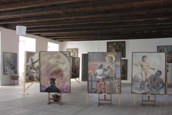 Líčkov hlavní sál s obrazovou galerií (2002 ©Jaroslav GAVELČÍK)