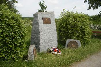 Památník Štěrboholy (© Jiří Špaček, 05/2013)