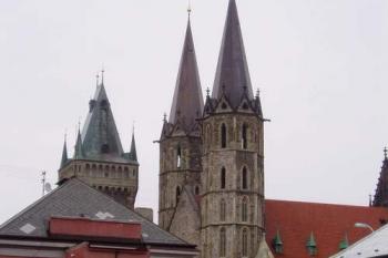 Chrám sv. Bartoloměje (2004 © Lenka Daňková)