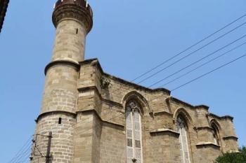 pohled od jihozápadu ( © Jan P. Štěpánek 08/2015)