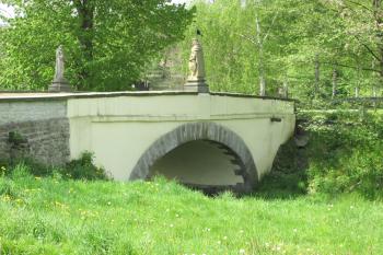 Kamenný silniční most v Osíku ( © Pavel Vítek 05/2016)