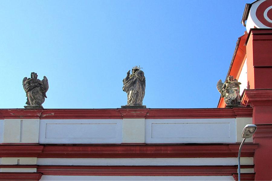 klášter františkánů s kostelem sv. Josefa