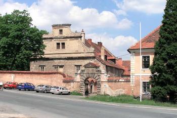  ( © Luděk Pitter 05/2004)