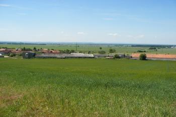 Výhled od rozhledny Pod Strání k jihu (© Jiří Špaček, 06/2016)