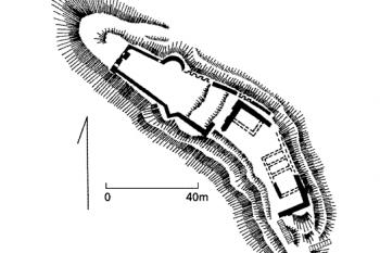 půdorys hradu podle G. Grundmanna (© L. Kajzer, S. Kołodziejski, J. Salm: Leksykon zamków v Polsce,nakl. Arkady, Warszawa, 2003)