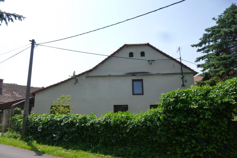 Břežany I