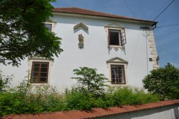 Sázavský dvůr-Horní dvůr (© Vlastislav Mareček, 05/2016)