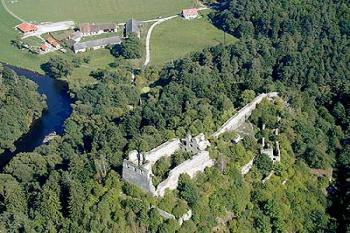 Letecký pohled na hrad (© 2001 Martin Schwarz)