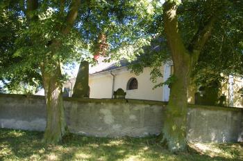 Kostel Záhornice (© Jiří Špaček, 06/2016)