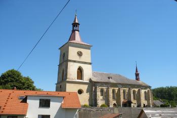 Kostel Loukov (© Jiří Špaček, 06/2016)